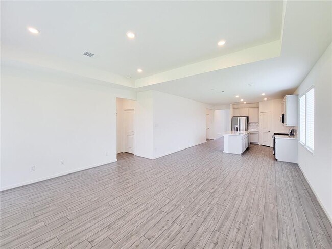 Building Photo - 21627 Royal Jett Dr