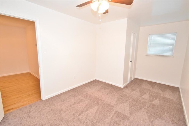 Building Photo - 14039 Eagle Pass St