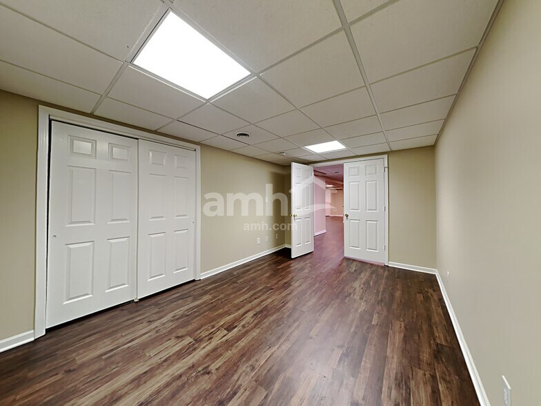 Building Photo - 1863 Goss Ct