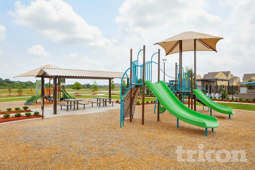 Building Photo - 22613 Terrazzo Dr