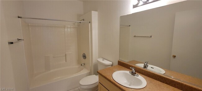 Building Photo - 8250 N Grand Canyon Dr