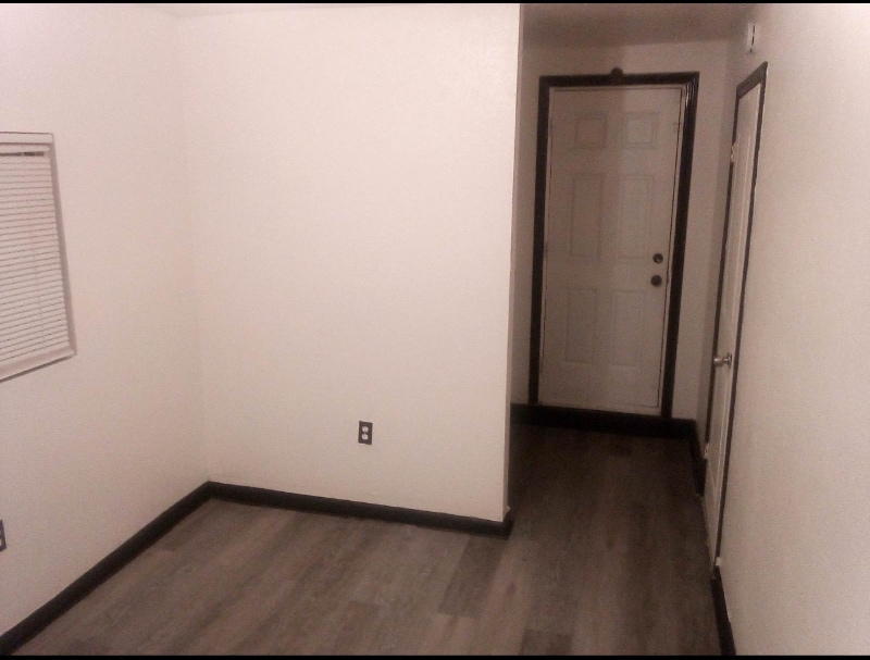 Building Photo - 916 Sonoma Ave