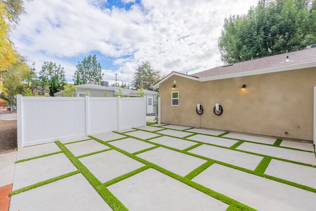 Parking with Private Tesla Level 2 Charger - 5025 Kester Ave