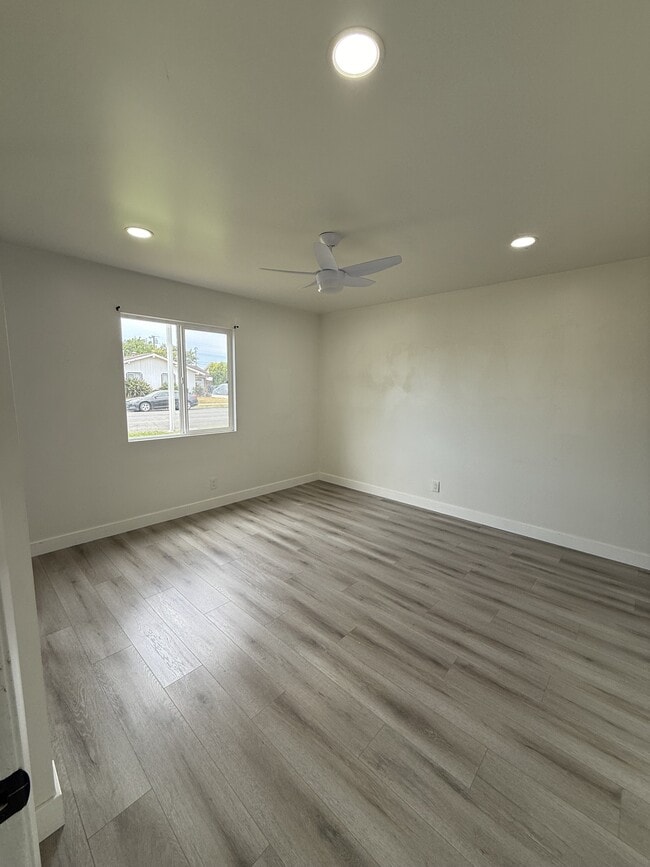 Building Photo - 17430 Santa Maria St