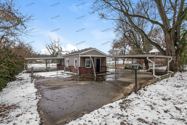 Building Photo - 13508 Silver Ln