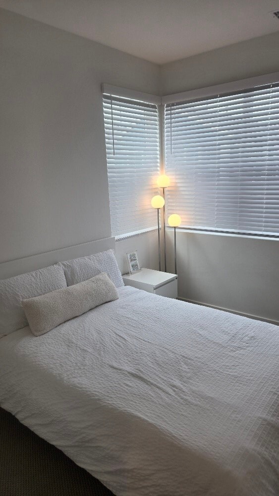 Building Photo - 2456 E Encanto Pso