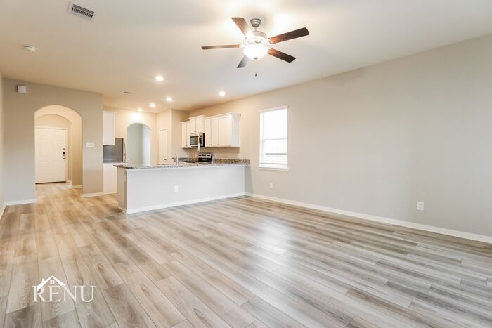 Building Photo - 25393 Cypress Bend Dr