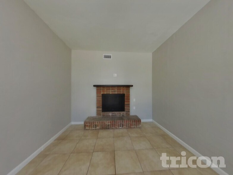 Building Photo - 7138 Mayapple Rd