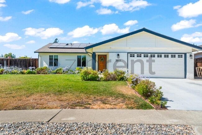 Building Photo - 2211 Fountain Oaks Dr
