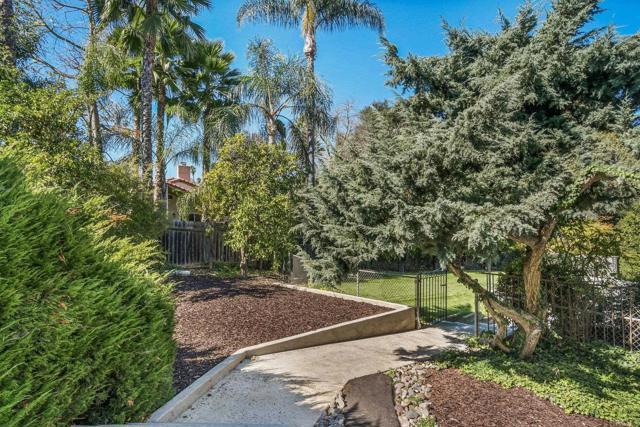 Building Photo - 1051 Via Rancho Pkwy