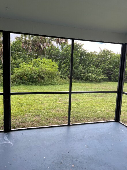 Building Photo - 18555 Fort Smith Cir