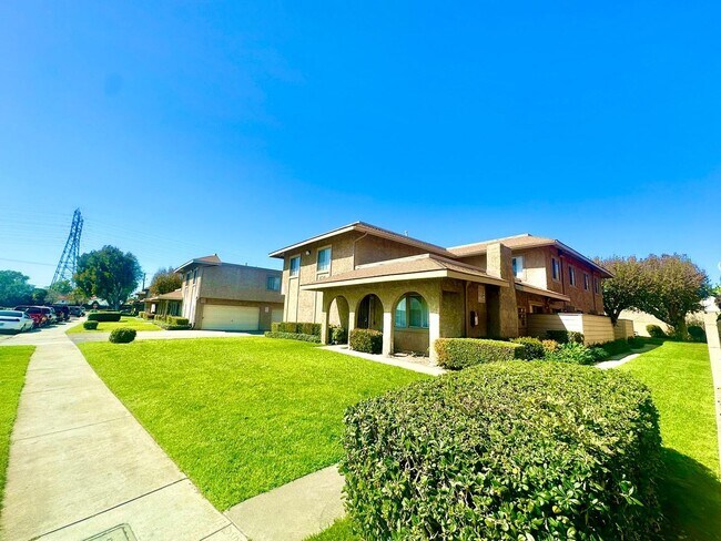 Building Photo - 7531 Baylor Dr