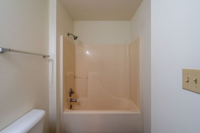 Building Photo - 3515-3517 Prescott Dr.