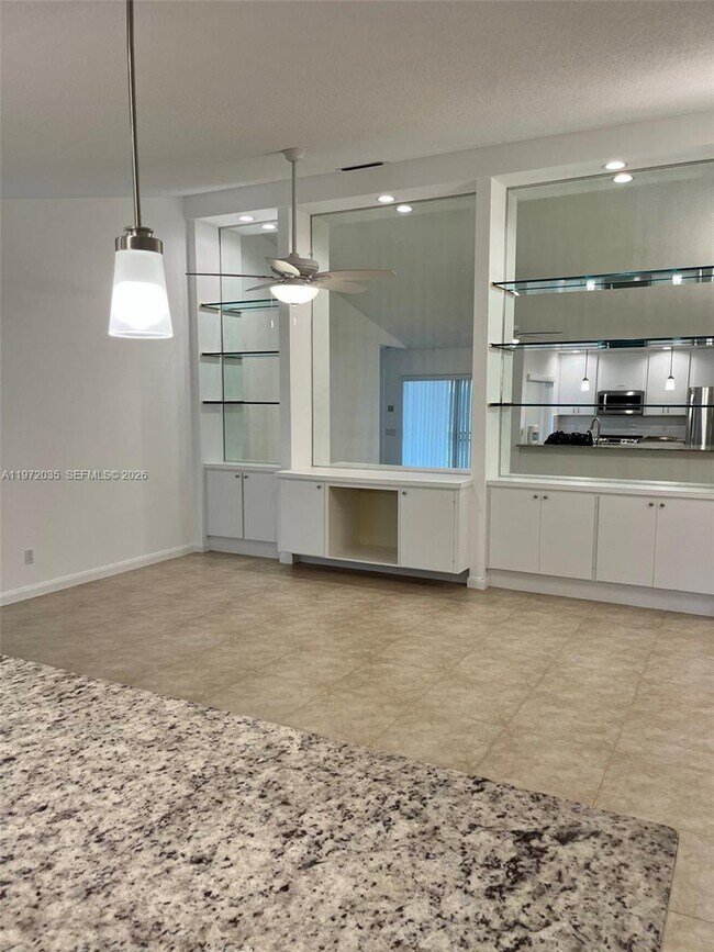 Building Photo - 1601 Silverleaf Oak Ct