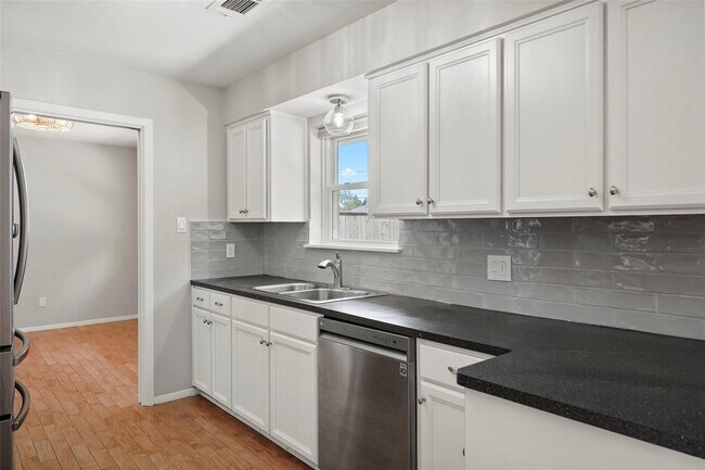 Building Photo - 4146 Bethel Blvd