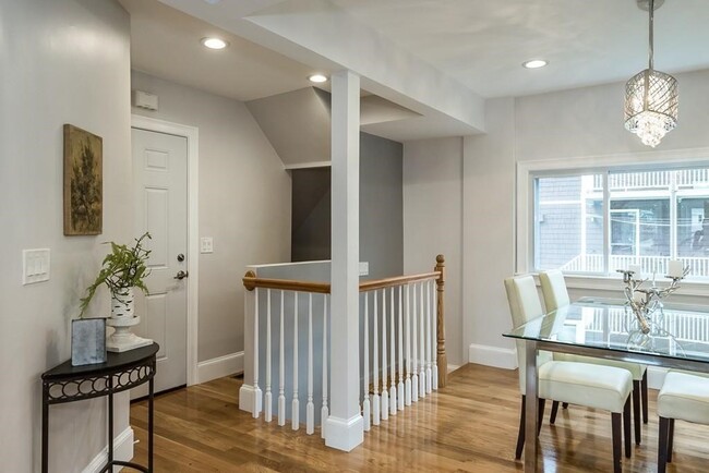 Building Photo - 10 Nantasket Ave