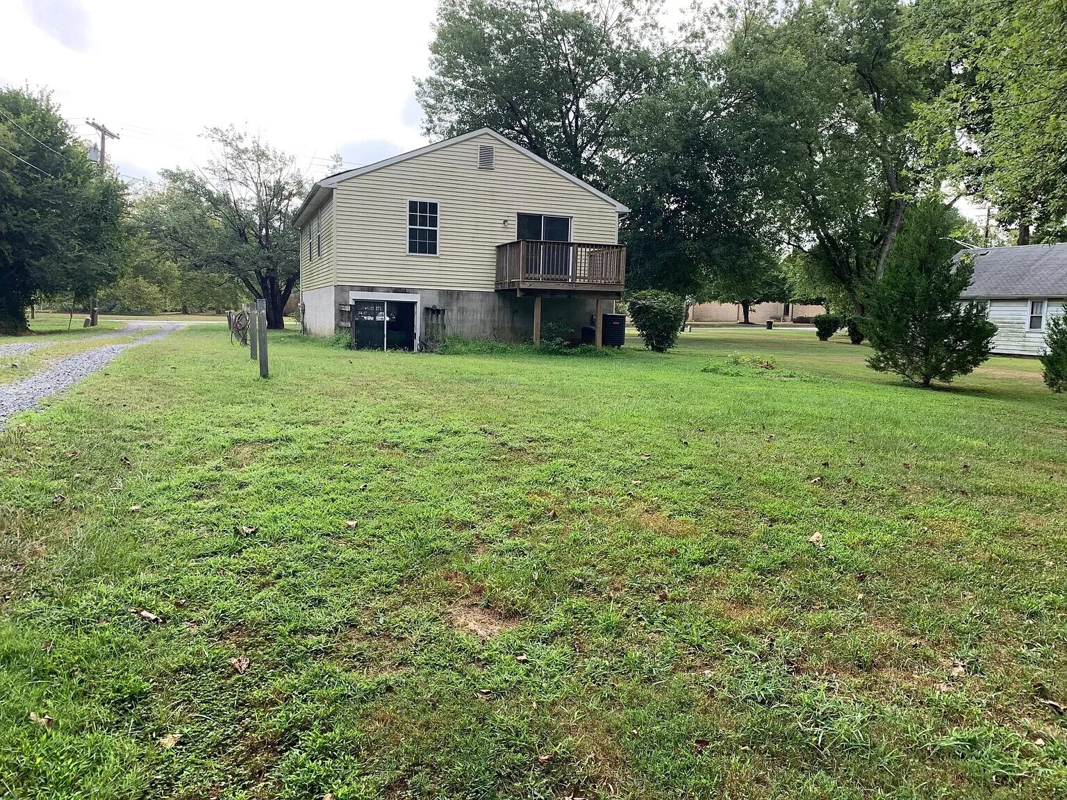 Building Photo - 268 Peninsula Farm Rd