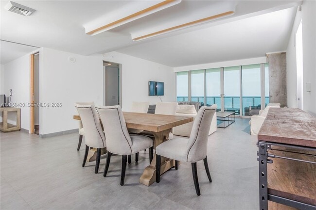 Building Photo - 350 Ocean Dr
