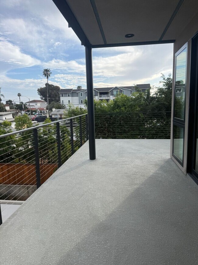 Building Photo - Brand new construction! 3 bedroom 3.5 bath end unit