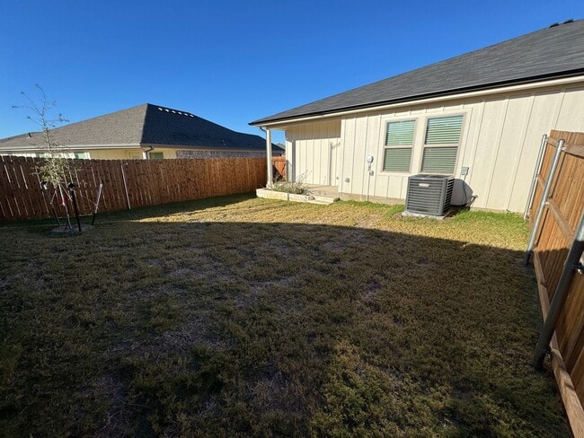 Building Photo - 5110 Rose Petal Ct