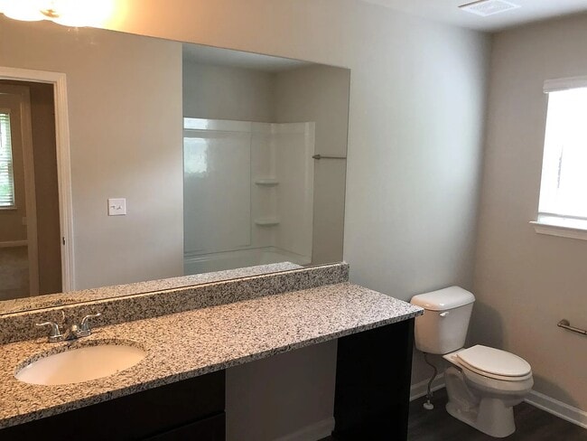 Building Photo - 1155 Oak Hollow Ln