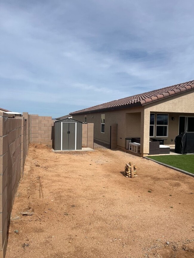 Building Photo - Beautiful 4 Bedroom 3 Bathroom home in the highly desired neighborhood at Canyons at Whetstone in...