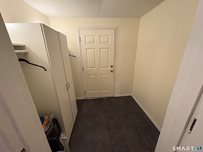 Building Photo - 1163 Bullet Hill Rd