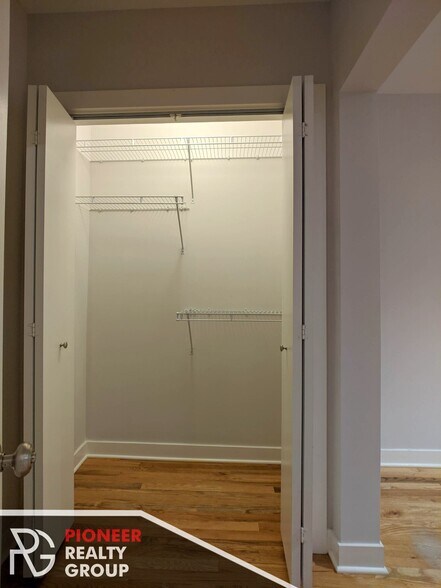 Building Photo - 2430 N Kedzie Blvd