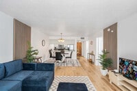 Building Photo - 1 SE 12th St