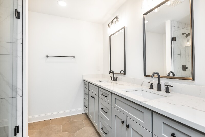 Primary Photo - 1540 Eastland Rd SE