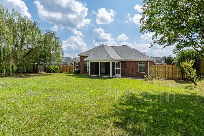 Building Photo - 219 Rainbow Falls