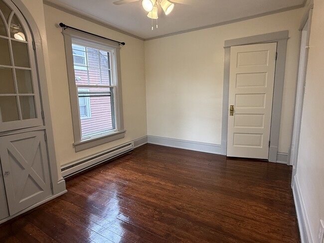 Dining Room - 38 Glenwood Blvd