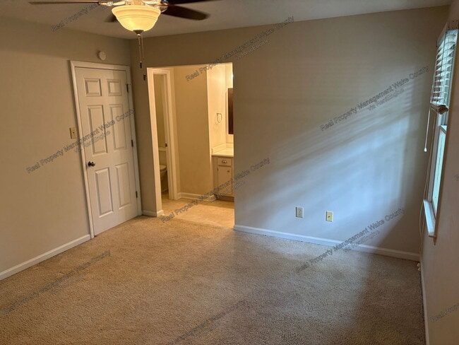 Building Photo - 5512 Hamstead Crossing