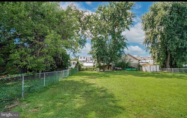 Building Photo - 4 3rd St