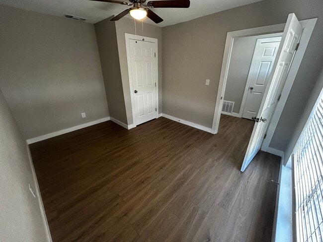 Building Photo - 7447 Fieldgate Dr