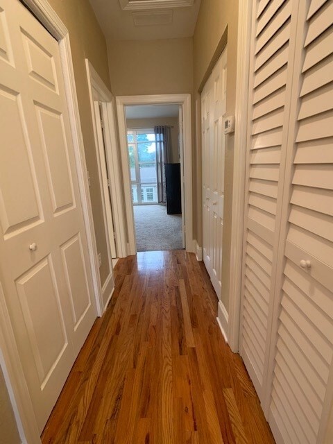 Building Photo - 415 St Francis St