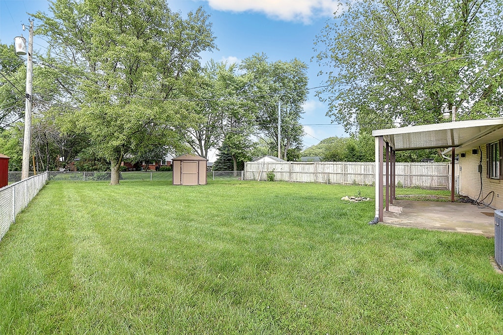 Building Photo - 7371 Cedar Knolls Dr