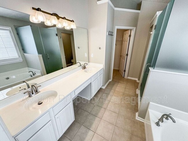 Building Photo - 1344 Treewood Trail