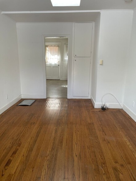Interior Photo - Partridge