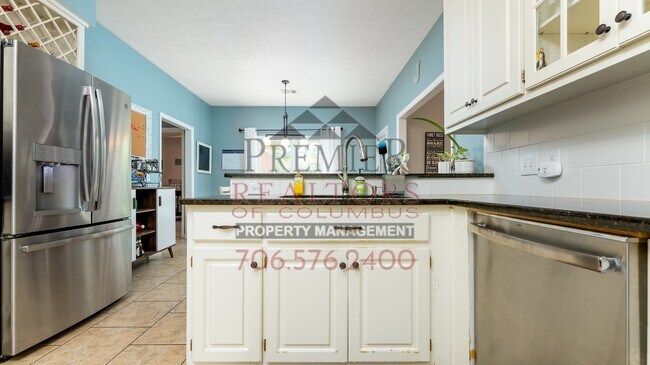 Building Photo - 9230 Garrett Creek Dr