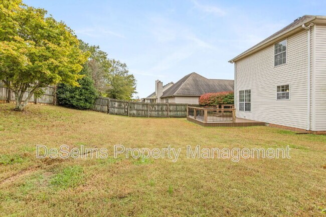 Building Photo - 236 Burgandy Hill Rd