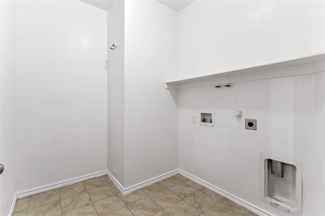 Building Photo - 2517 Carolina Dr