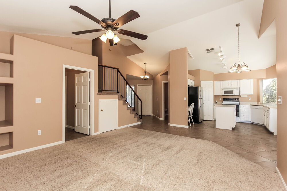 Building Photo - 7521 E Laguna Azul Ave