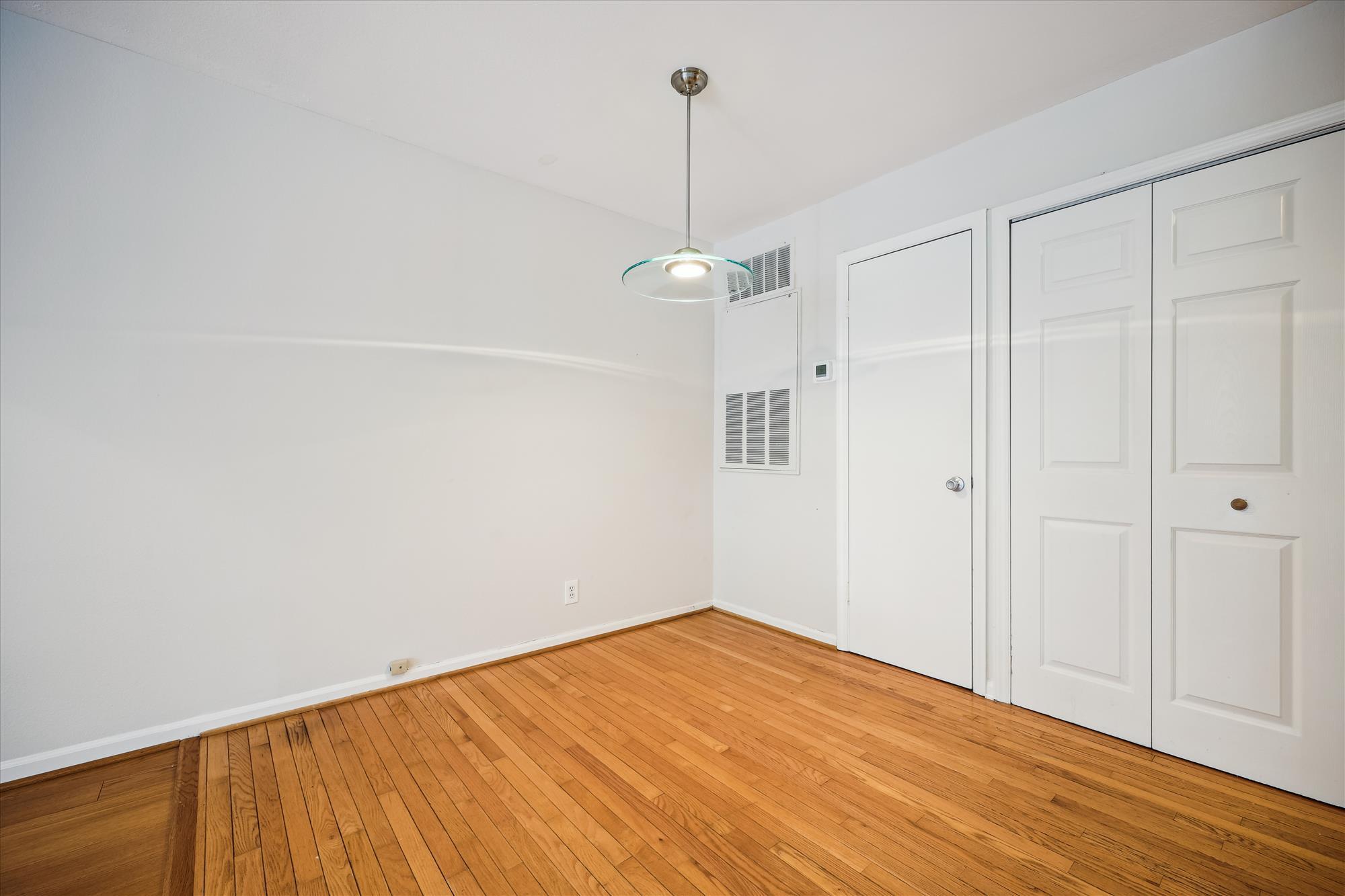 Building Photo - 10703 Hampton Mill Ter