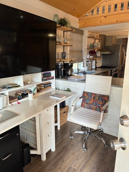 Building Photo - 111 Sunrise Ln