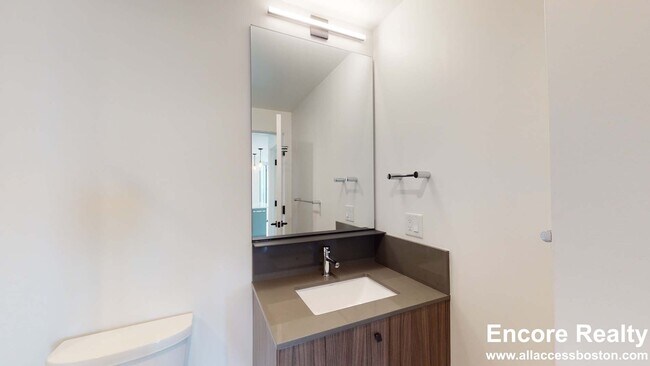 Building Photo - 345 Harrison Ave