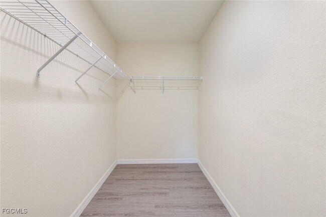 Building Photo - 5038 Tradewinds Cir