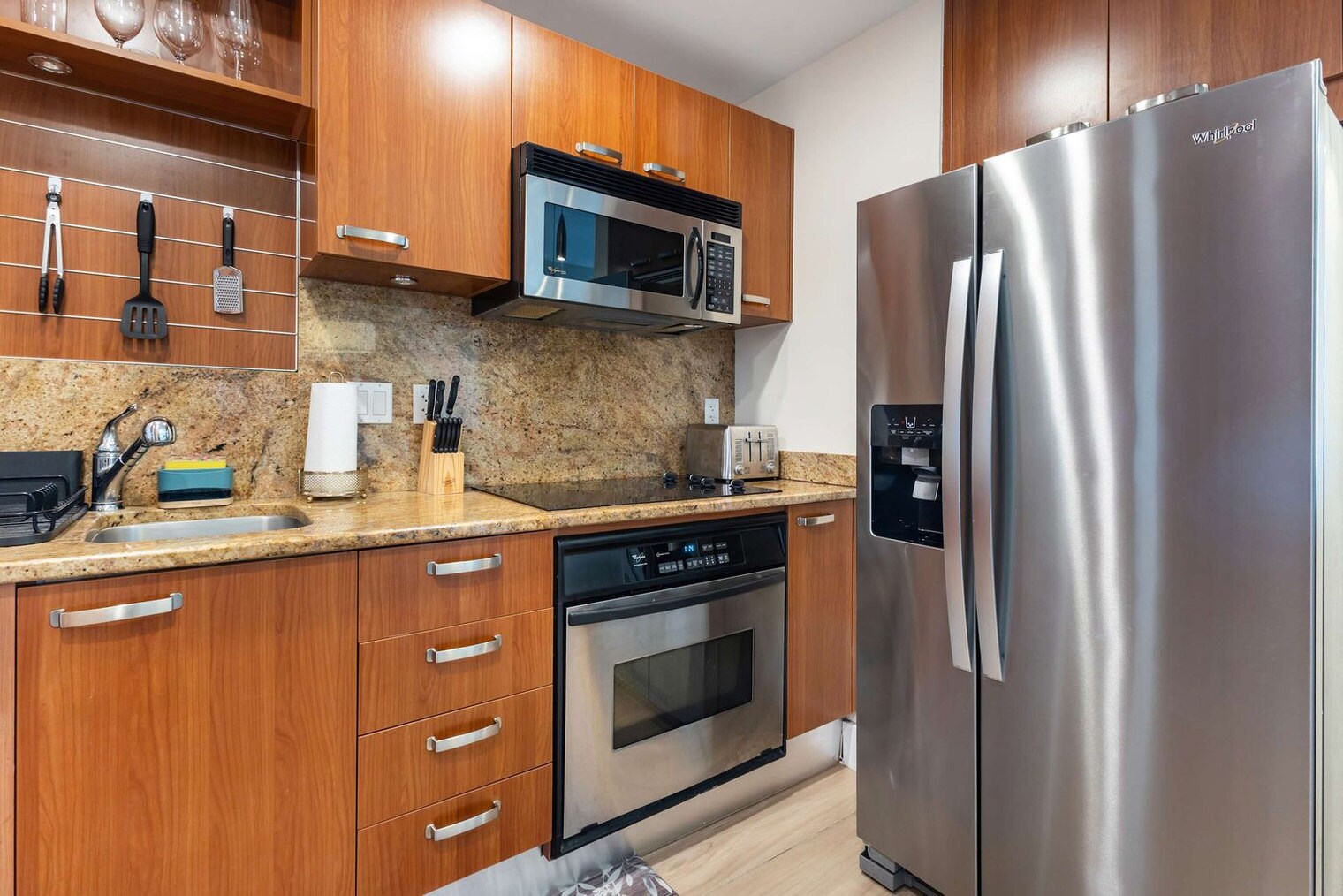 Building Photo - 1395 Brickell Bay Dr