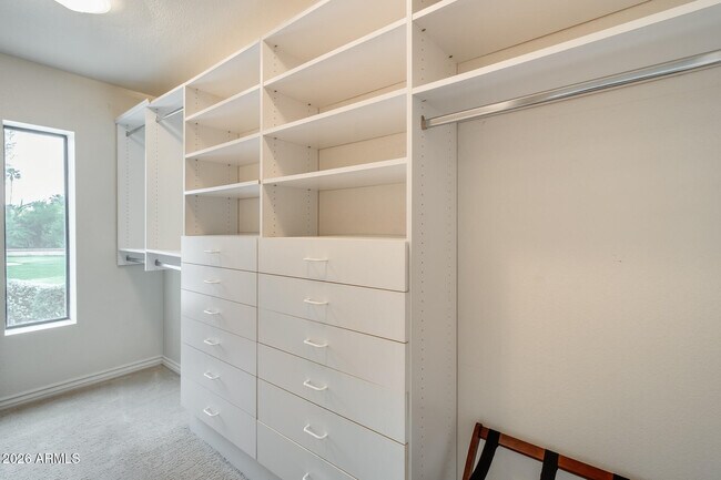 Building Photo - 10675 E Cinnabar Ave