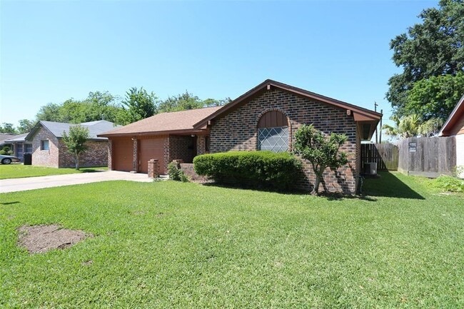 Building Photo - 9707 Fonville Dr